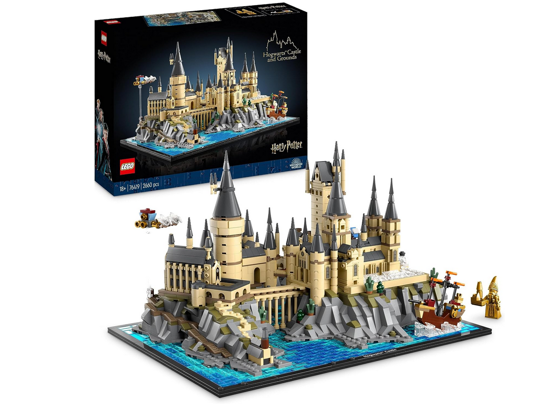 LEGO Harry Potter Hogwarts Castle and Grounds - Collectible Set for Adults incl. Main & Astronomy Towers, Great Hall, Chamber of Secrets & Architect Minifigure - 76419